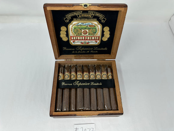 Arturo Fuente Don Carlos Reserva No. 4 Aged cabinet over 10 years old