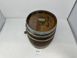 DM MUSEUM ARCHIVE 1 OF 1 SMALL WHISKY BARREL CIGAR HUMIDOR