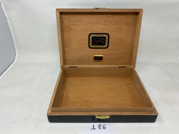 FACTORY FLOOR SALE #186 - AS IS - TRAVEL-SIZED HUMIDOR BY DANIEL MARSHALL 25 CIGAR HUMIDOR IN BLACK HIGH GLOSS PRIVATE STOCK HUMIDOR