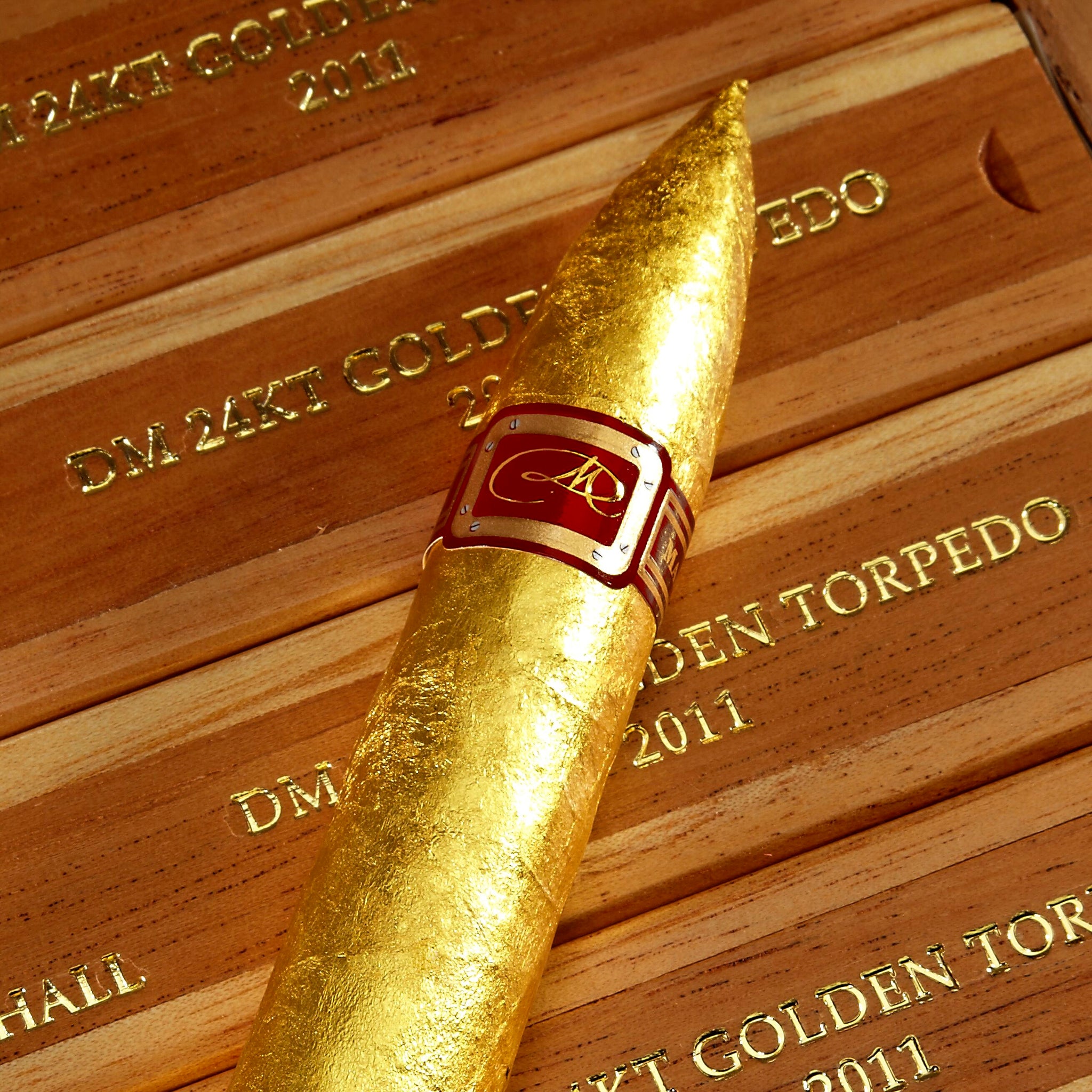24KT Golden Cigar – Daniel Marshall Shop